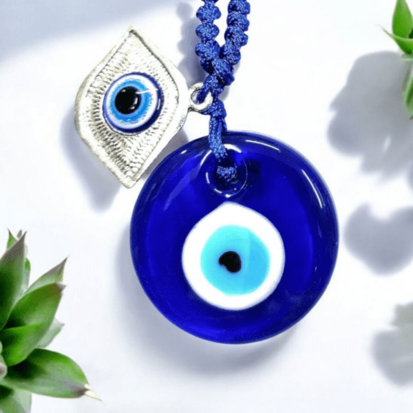 Evil Eye keychain l Sharp Eye l Elegant Keychain