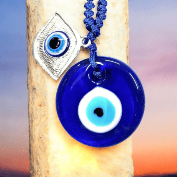 Evil Eye keychain l Sharp Eye l Elegant Keychain - Image 4