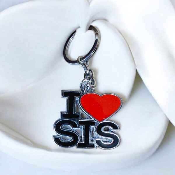 I Love My Sis Stylish Metal Keychain l Gift for Sister